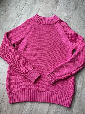 Zara Women’s Turtleneck Sweater in Hot Pink